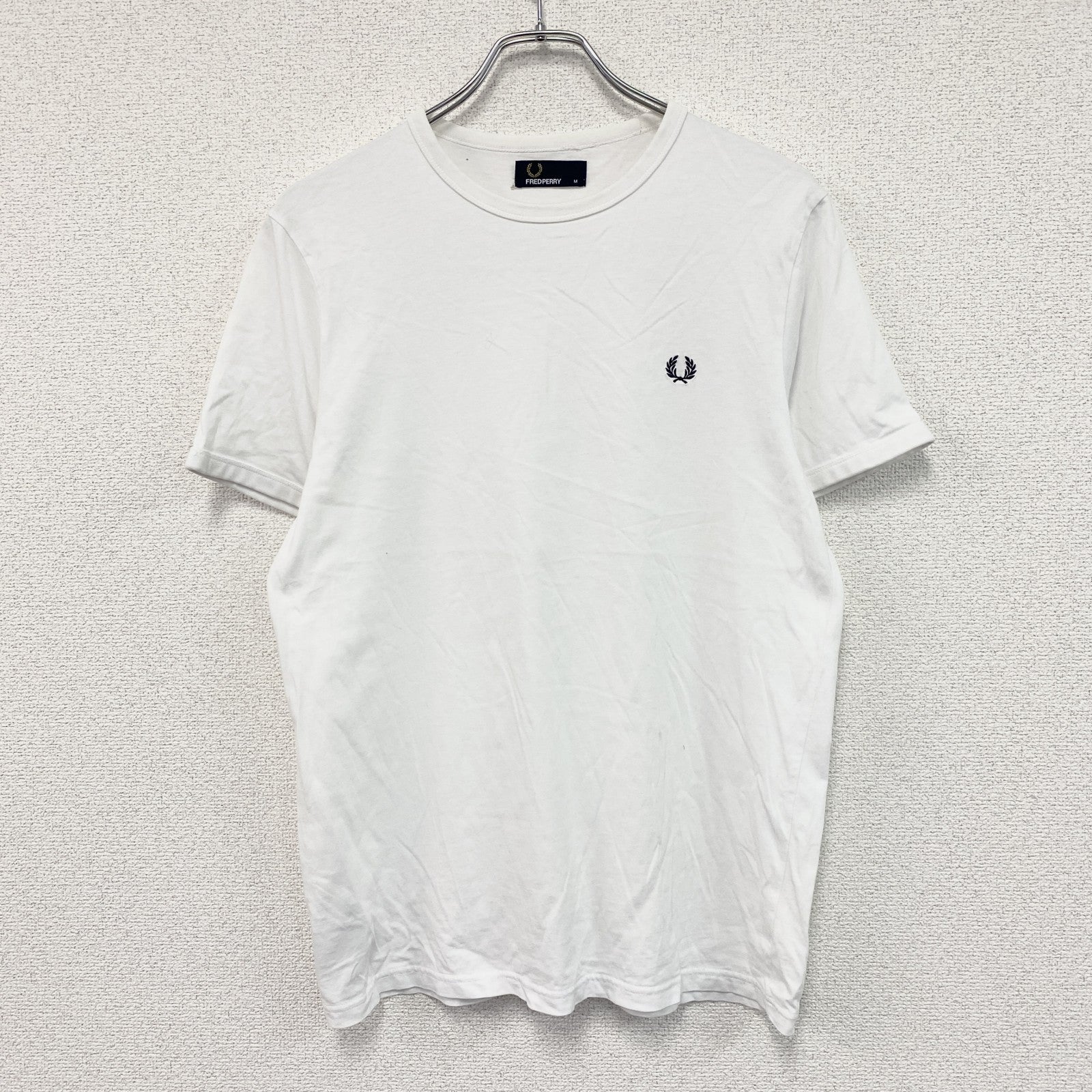 FRED PERRY　フレッドペリー　半袖Tシャツ　白　ホワイト　Mサイズ