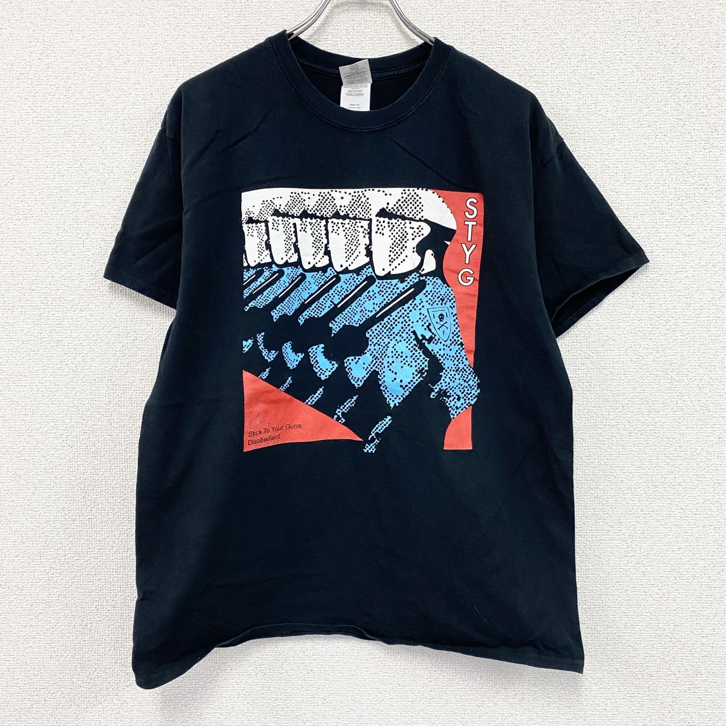 GILDAN　ギルダン　スティックトゥユアガンズ　半袖プリントTシャツ　バンドT　黒　ブラック　Lサイズ