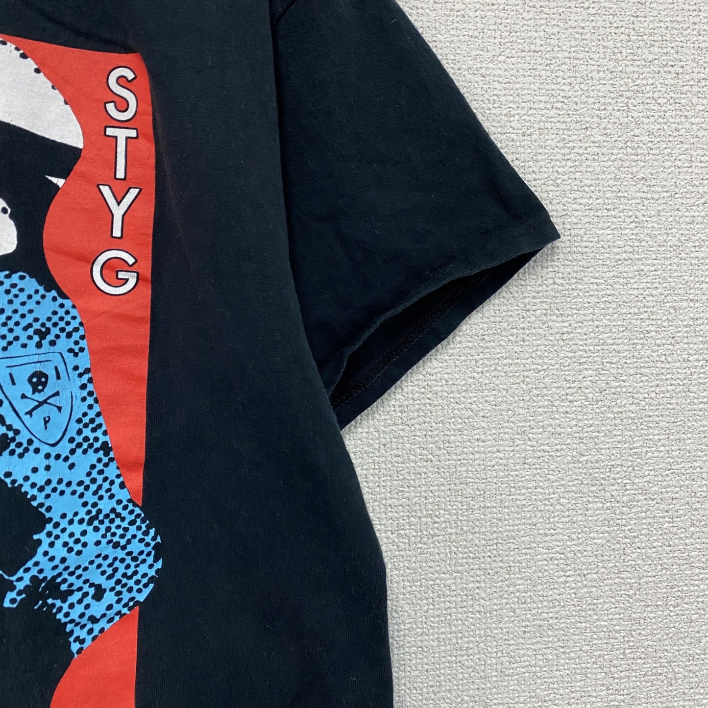 GILDAN　ギルダン　スティックトゥユアガンズ　半袖プリントTシャツ　バンドT　黒　ブラック　Lサイズ