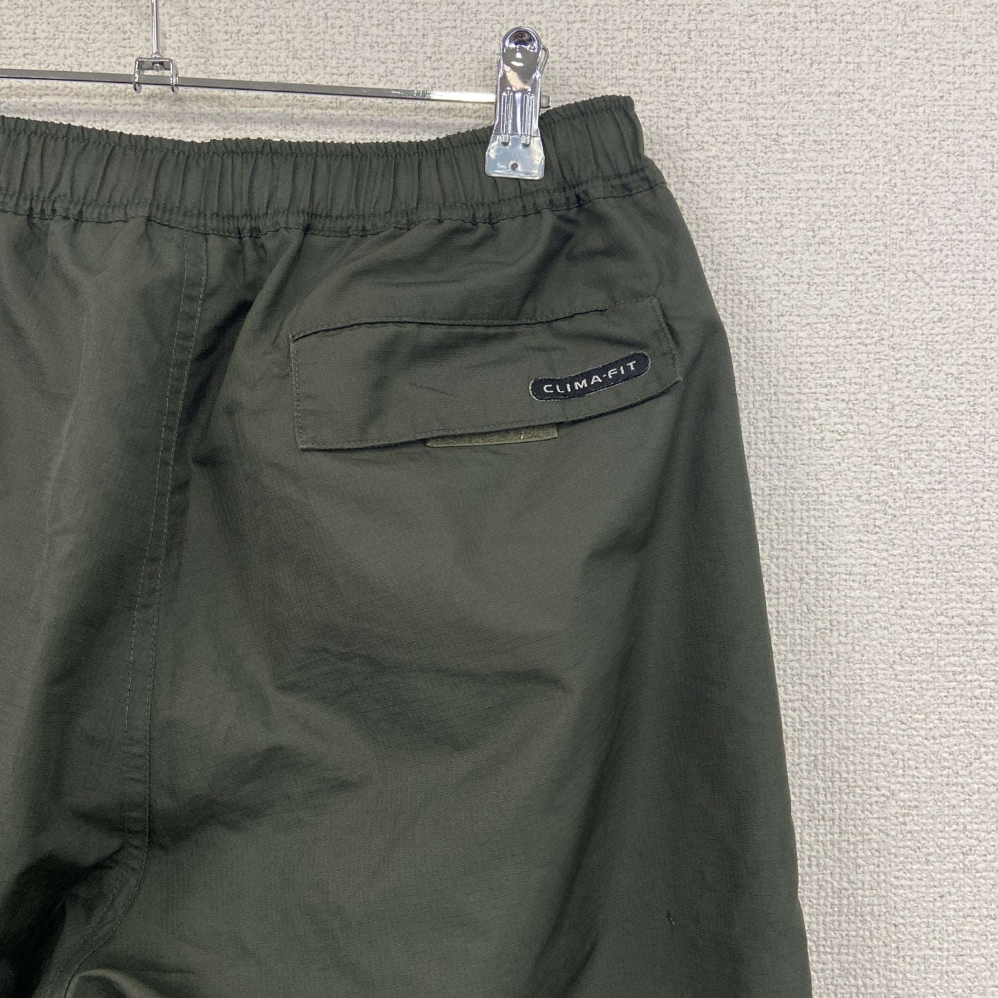 00s　NIKE　ナイキ　CLIMA-FIT　ピステパンツ　ハーフパンツ　TECH　ヴィンテージ　カーキ　Mサイズ