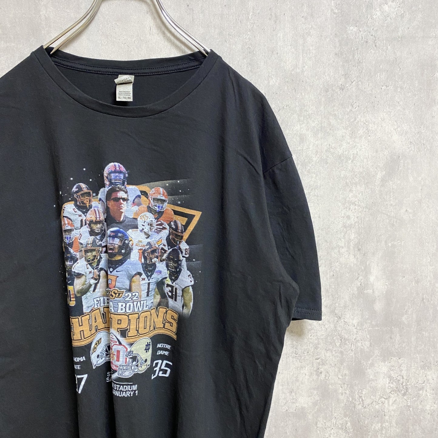 古着 used　GILDAN ギルダン　半袖プリントTシャツ　FIESTA BOWL　カレッジフットボール　黒　XLサイズ