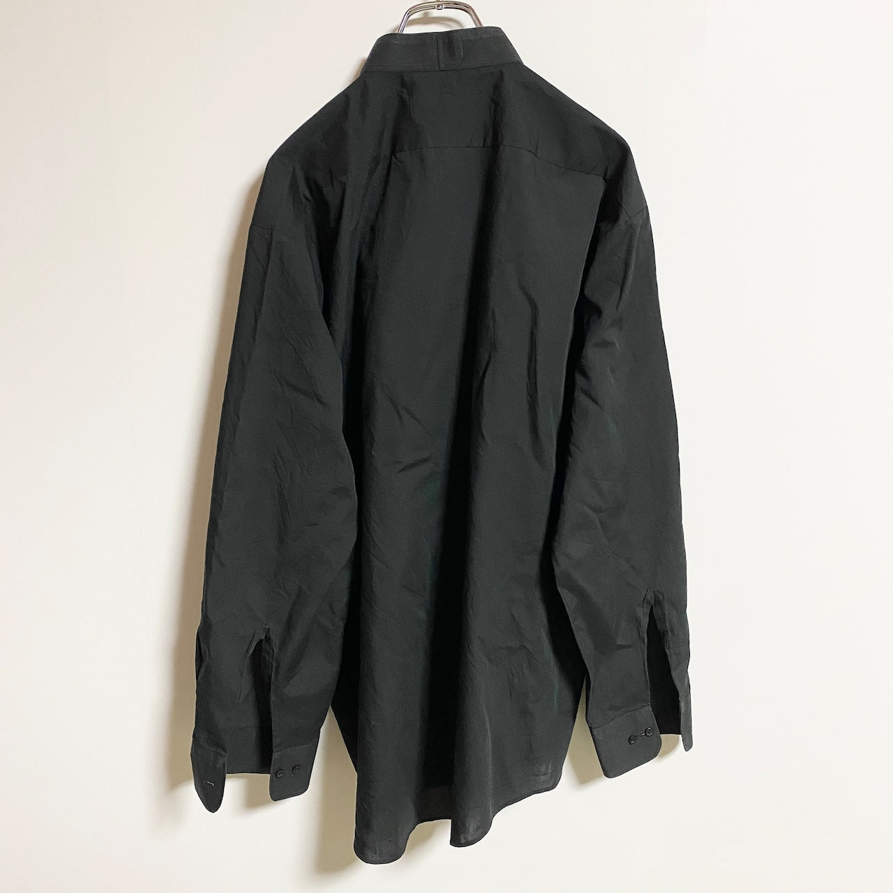 古着 used　Chaplin　長袖無地プリーツシャツ　黒　ブラック　秋冬服　レトロ　ビッグシルエット　XLサイズ