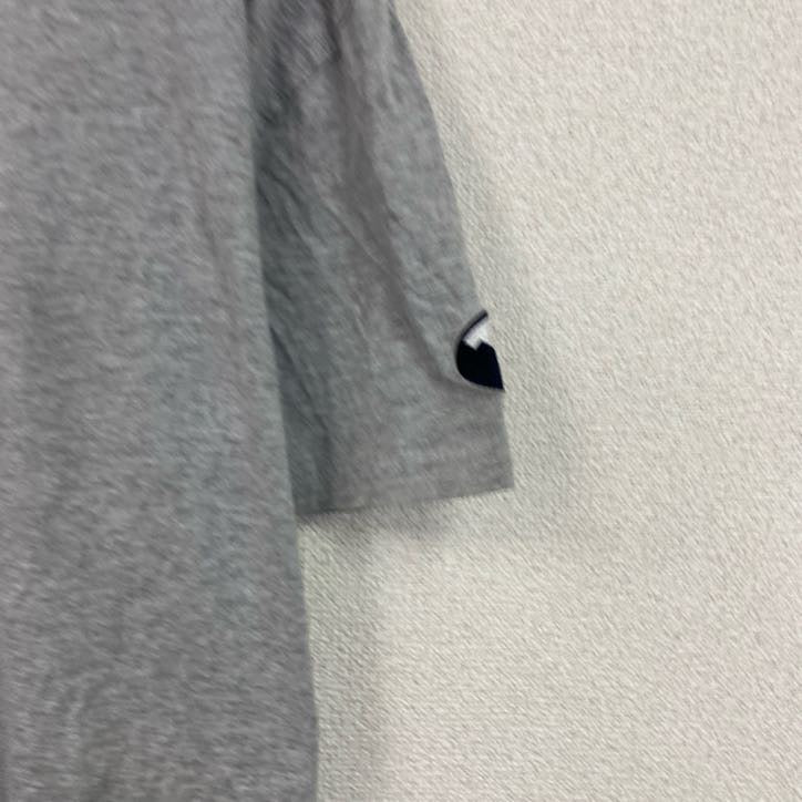 Champion　チャンピオン　半袖プリントTシャツ　英字プリント　カレッジプリント　刺繍ロゴ　現行　灰色　グレー　Lサイズ