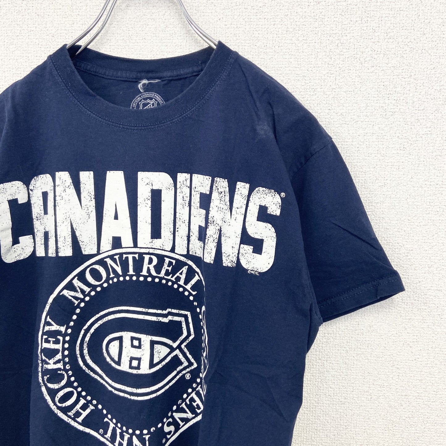古着 used　NHL　半袖プリントTシャツ　アイスホッケー　モントリオール・カナディアンズ　ネイビー　紺　レトロ　Mサイズ