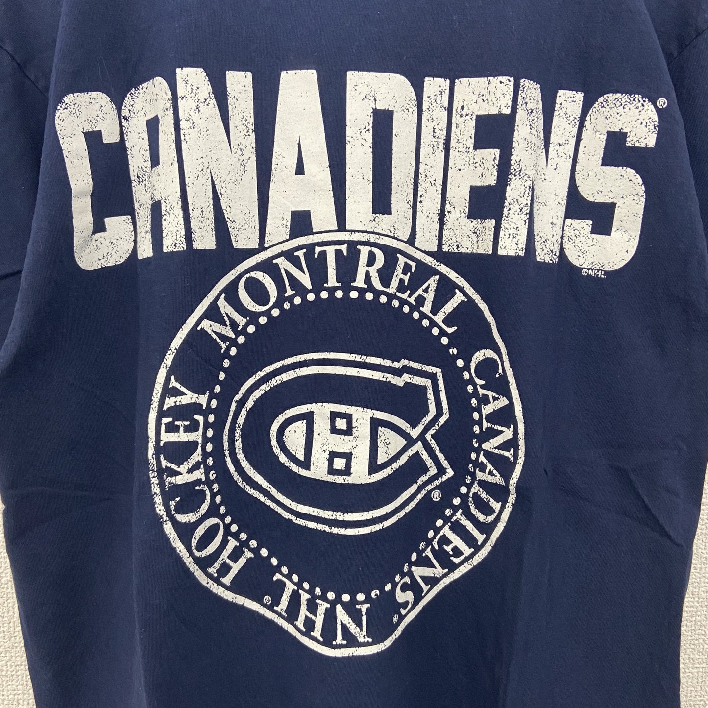 古着 used　NHL　半袖プリントTシャツ　アイスホッケー　モントリオール・カナディアンズ　ネイビー　紺　レトロ　Mサイズ