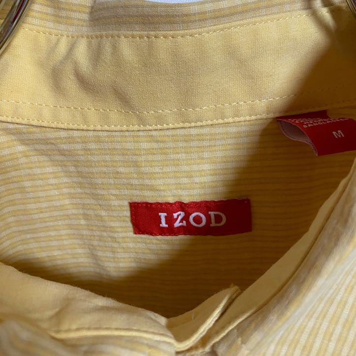古着 used　IZOD　アイゾッド　長袖ワンポイント刺繍シャツ　ストライプ柄　黄色　イエロー　秋冬服　レトロ　Mサイズ