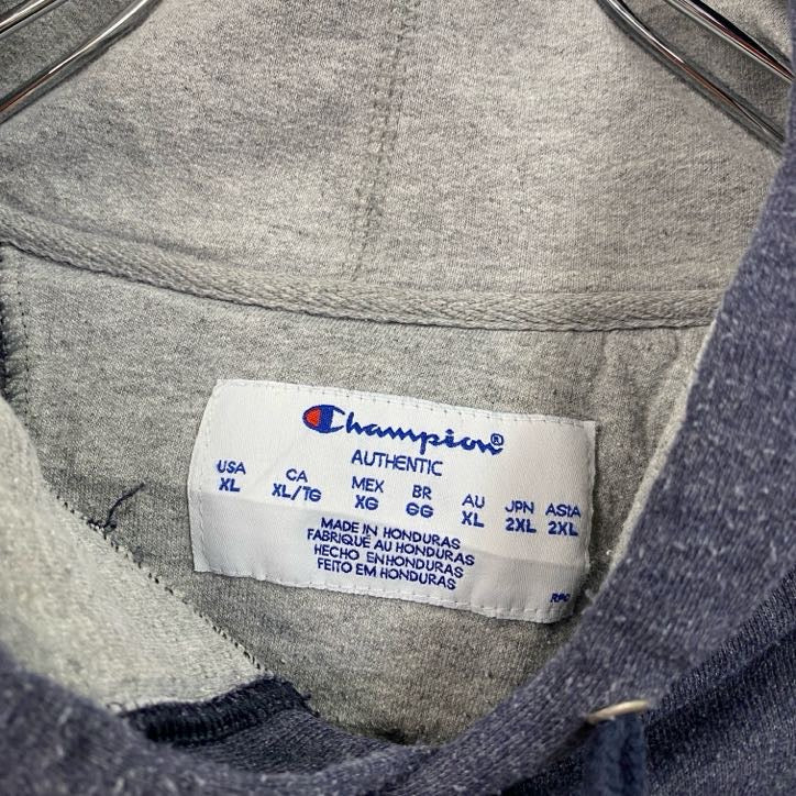 champion　チャンピオン　スウェットパーカー/フーディー　紺　ネイビー　XLサイズ