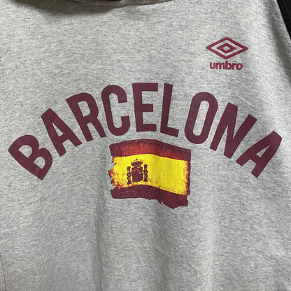 古着 used umbro アンブロ　バルセロナFC　長袖ロゴプリントパーカー　フーディー　ヴィンテージ　スポーティー　Lサイズ