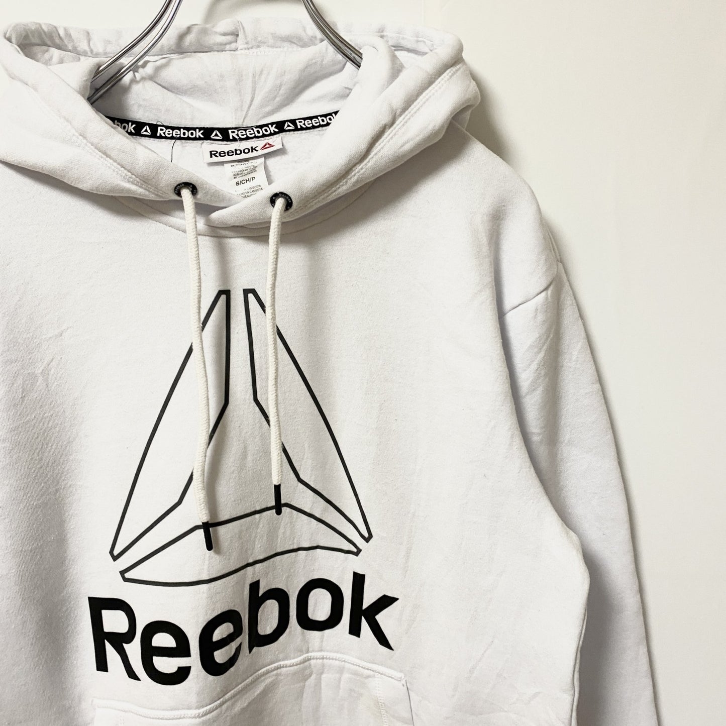 Reebok　リーボック　スウェットパーカー/フーディー　デカロゴ　白　ホワイト　Sサイズ