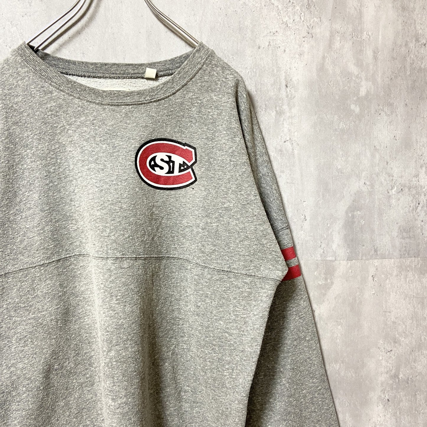 古着 used　LEAGUE　長袖スウェット　バックプリント　トレーナー　GO HUSKIES　フットボール　グレー　Lサイズ
