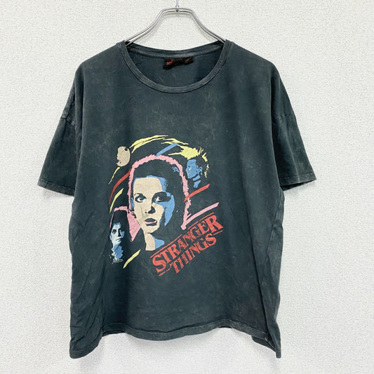 NETFLIX　ネットフリックス　STRANGER THINGS　ストレンジャーシングス　半袖プリントTシャツ　ダークグレー　Lサイズ