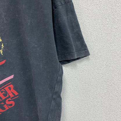 NETFLIX　ネットフリックス　STRANGER THINGS　ストレンジャーシングス　半袖プリントTシャツ　ダークグレー　Lサイズ