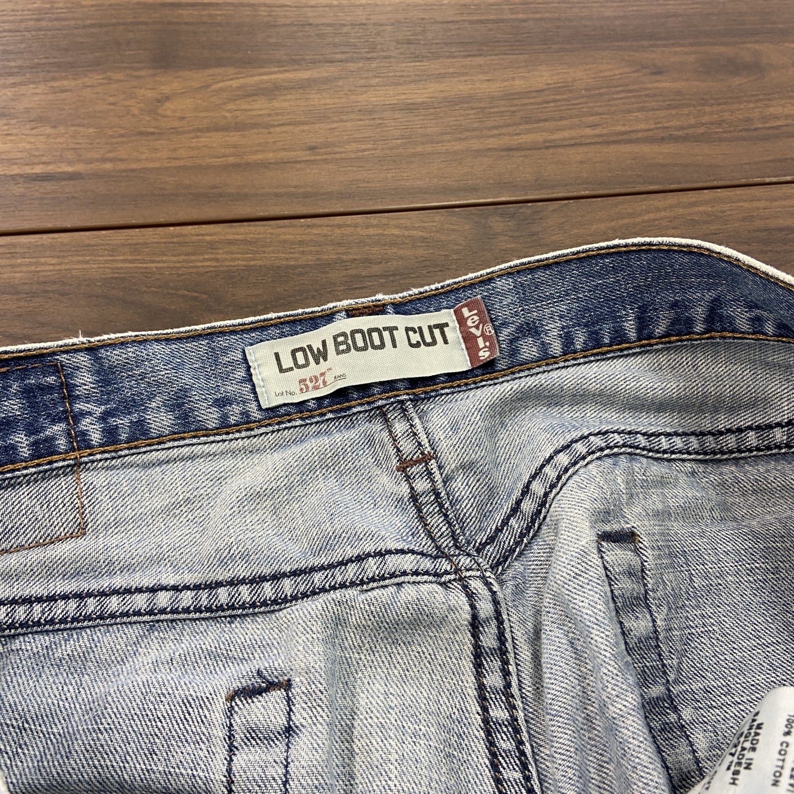 Levi's　リーバイス　Low Boot Cut　523　デニムパンツ/ジーンズ　ジップフライ　インディゴ　W32サイズ