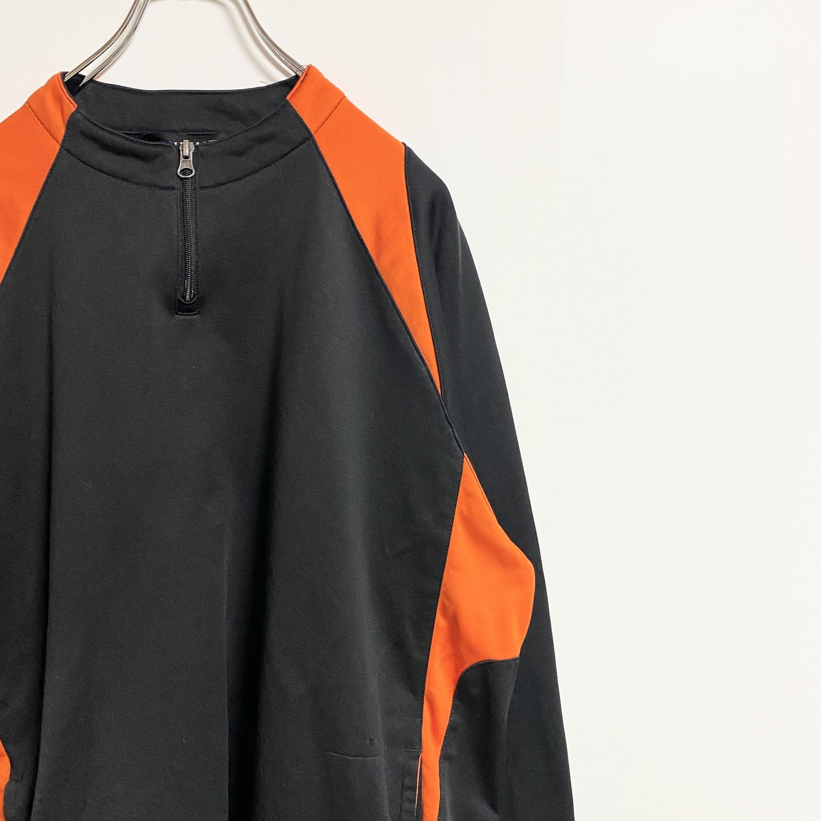 古着 used　HOLLOWAY　ホロウェイ　長袖ハーフジッププルオーバー　ジャージ　トラックジャケット　黒　オレンジ　XLサイズ