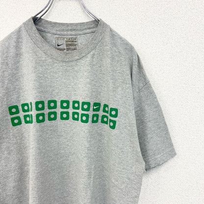 古着 used　NIKE　ナイキ　半袖プリントTシャツ　スウッシュロゴ　クルーネック　ノームコア　レトロ　グレー　XLサイズ