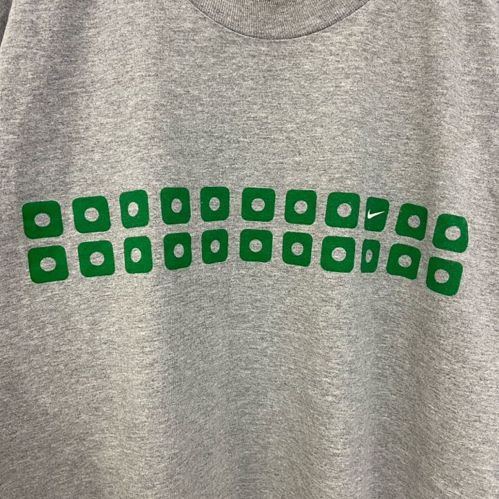 古着 used　NIKE　ナイキ　半袖プリントTシャツ　スウッシュロゴ　クルーネック　ノームコア　レトロ　グレー　XLサイズ