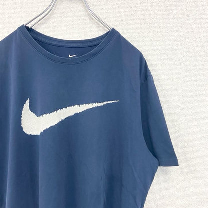古着 used　NIKE　ナイキ　半袖プリントTシャツ　スウッシュロゴ　DRI-FIT　レトロデザイン　紺　ネイビー　XLサイズ