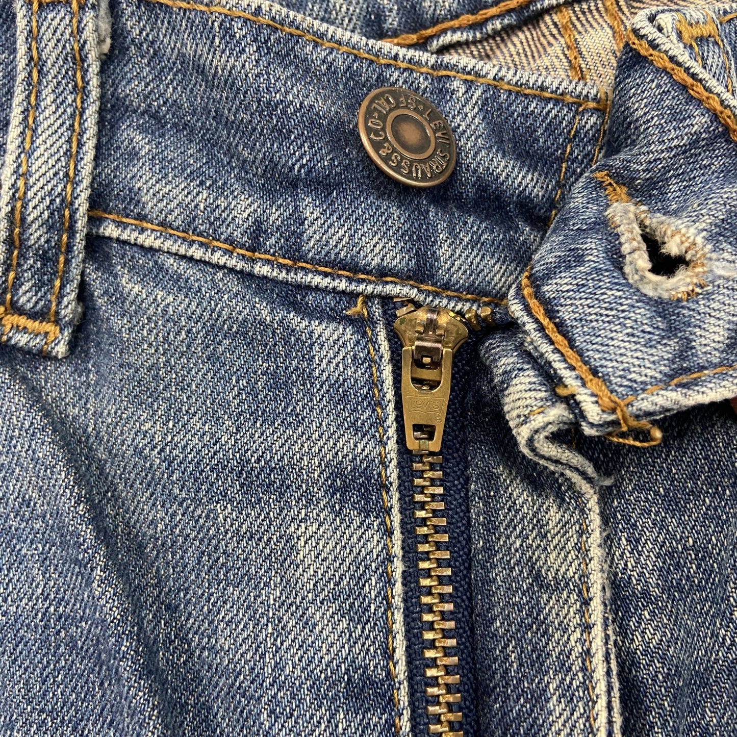 00s　Levi’s　リーバイス　デニムパンツ/ジーンズ　縦落ち　ジップフライ　ヴィンテージ　インディゴ　W34サイズ