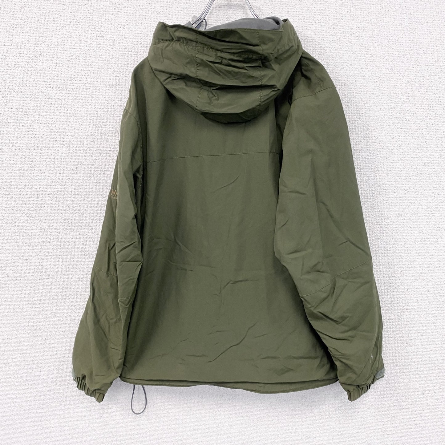 HELLY HANSEN　ハリーハンセン　ナイロンジャケット　カーキ　Mサイズ　