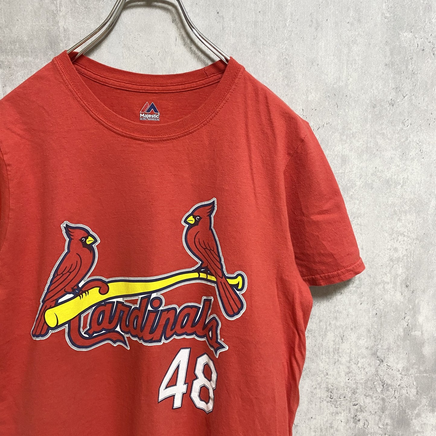 古着 used　Majestic マジェスティック　MLB　カージナルス　半袖ロゴプリントTシャツ　バックプリント　赤　Sサイズ