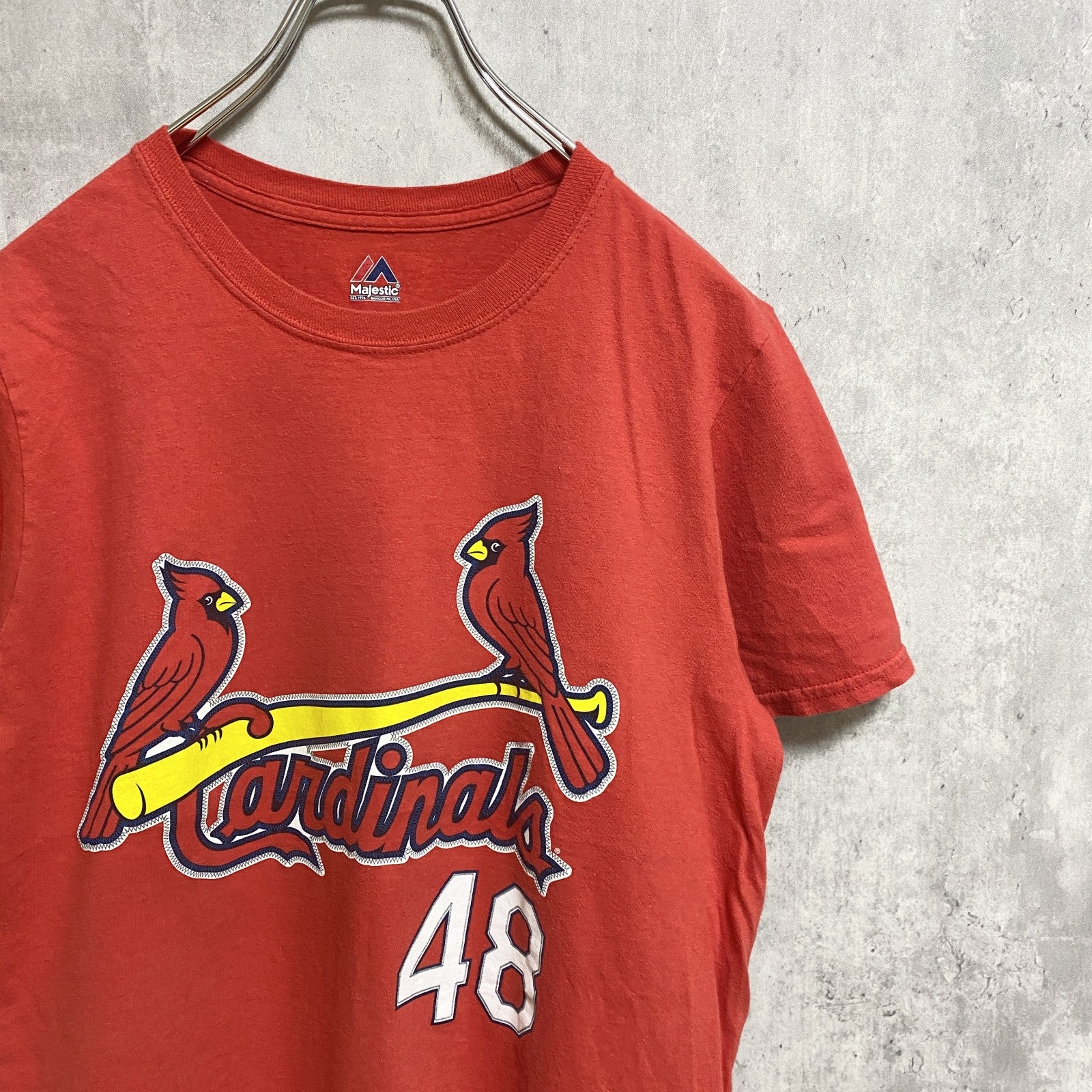 古着 used　Majestic マジェスティック　MLB　カージナルス　半袖ロゴプリントTシャツ　バックプリント　赤　Sサイズ