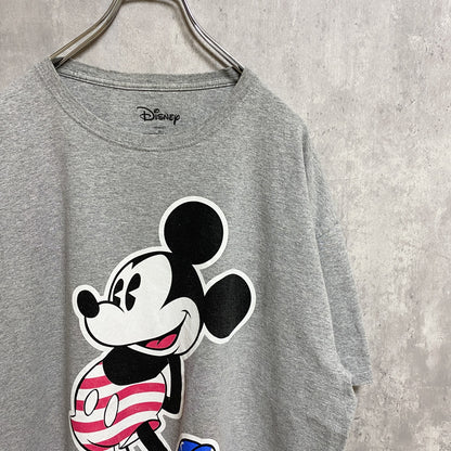 古着 used　Disney ディズニー　Mickey ミッキー　半袖プリントＴシャツ　グレー　星条旗　クルーネック　キャラクター