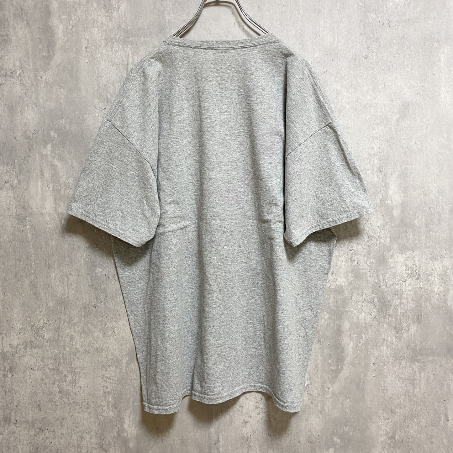 古着 used　Disney ディズニー　Mickey ミッキー　半袖プリントＴシャツ　グレー　星条旗　クルーネック　キャラクター