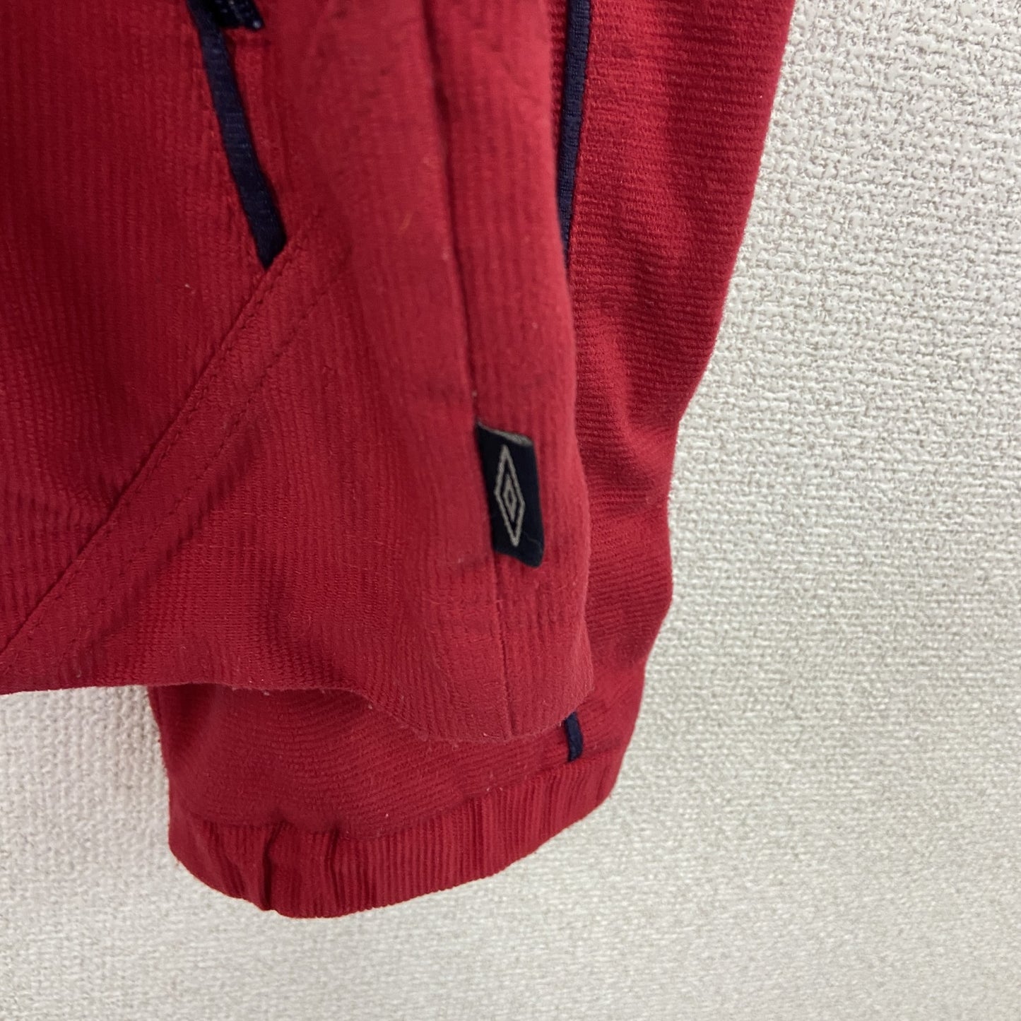 UMBRO　アンブロ　フルジップコーデュロイジャケット　トラックジャケット/ジャージ　刺繍ロゴ　赤　レッド