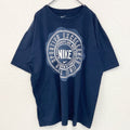 古着 used　NIKE　ナイキ　半袖グラフィックプリントTシャツ　ネイビー　スウッシュマーク　スポーツウェア　XLサイズ
