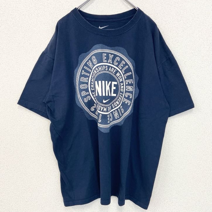 古着 used　NIKE　ナイキ　半袖グラフィックプリントTシャツ　ネイビー　スウッシュマーク　スポーツウェア　XLサイズ