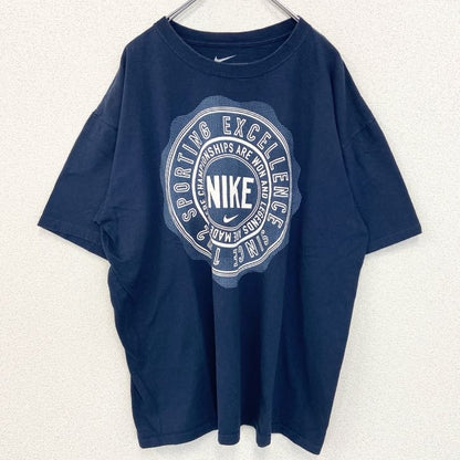 古着 used　NIKE　ナイキ　半袖グラフィックプリントTシャツ　ネイビー　スウッシュマーク　スポーツウェア　XLサイズ