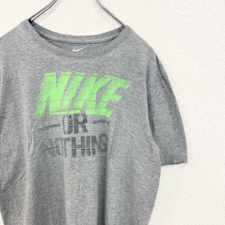 古着 used　NIKE　ナイキ　半袖ダメージプリントTシャツ　グレー　カジュアル　ラフ　スポーツウェア　レトロ　Lサイズ