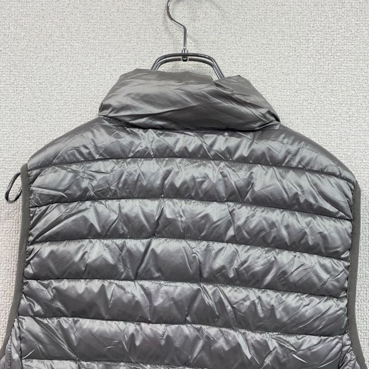 TOMMY HILFIGER トミーヒルフィガー　ダウンベスト　ハイネック　シルバー　Sサイズ