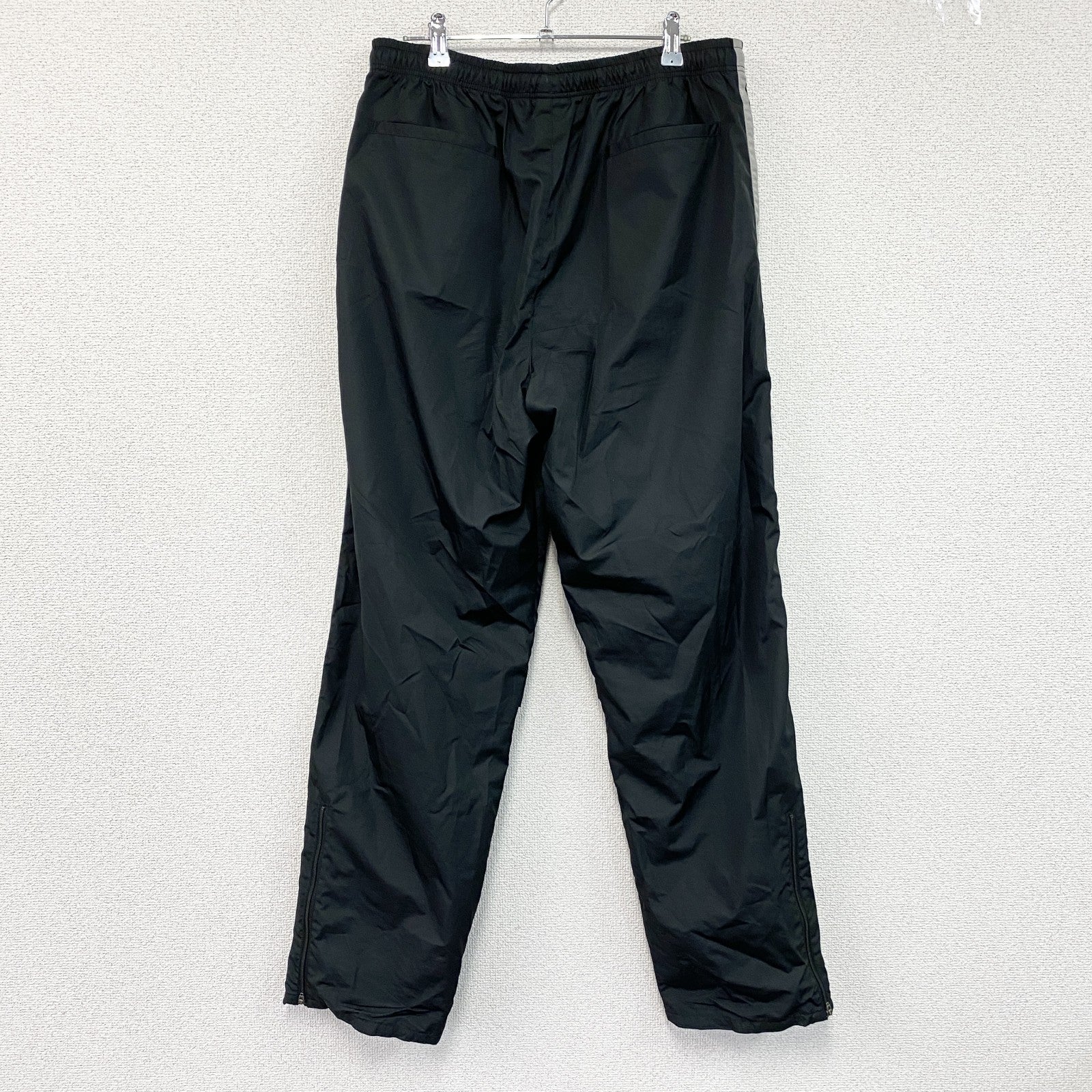 00s　NIKE　ナイキ　イージーパンツ　ウィンドブレーカーパンツ　スウッシュ　ヴィンテージ　黒　ブラック　XLサイズ