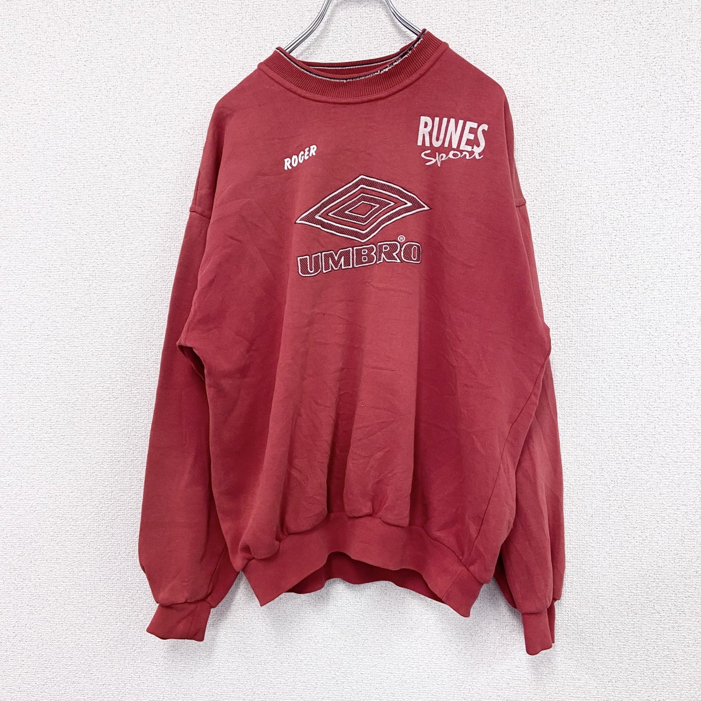 90s　UMBRO　アンブロ　スウェット/トレーナー　フェード　デカロゴ　ヴィンテージ　赤　レッド　Lサイズ