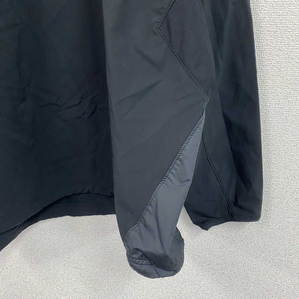 NIKE 　ナイキ　プルオーバージャケット　黒　ブラック　XLサイズ
