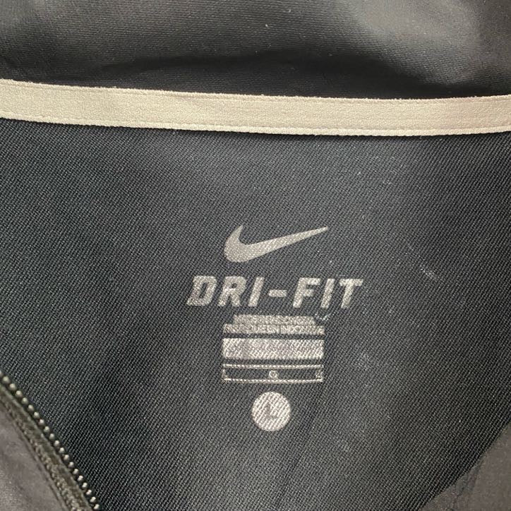 NIKE 　ナイキ　半袖　ハーフジップジャケット　黒　ブラック　Lサイズ