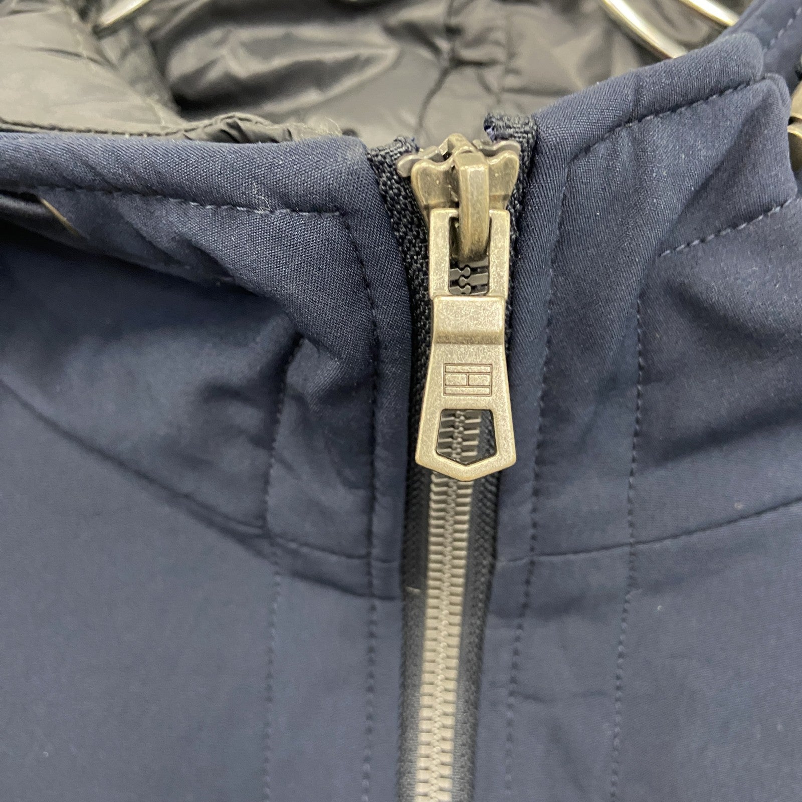 TOMMY HILFIGER　トミーヒルフィガー　フルジップ中綿ジャケット　紺　ネイビー　2XLサイズ