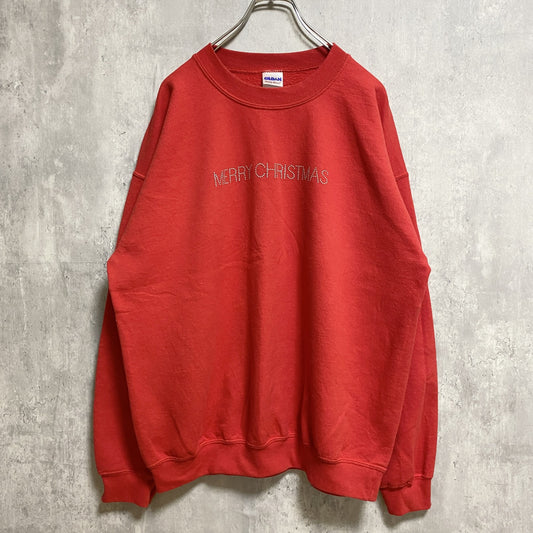古着 used　GILDAN ギルダン　長袖クルーネックスウェット　トレーナー　メリークリスマス　赤　レッド　秋冬服　Lサイズ