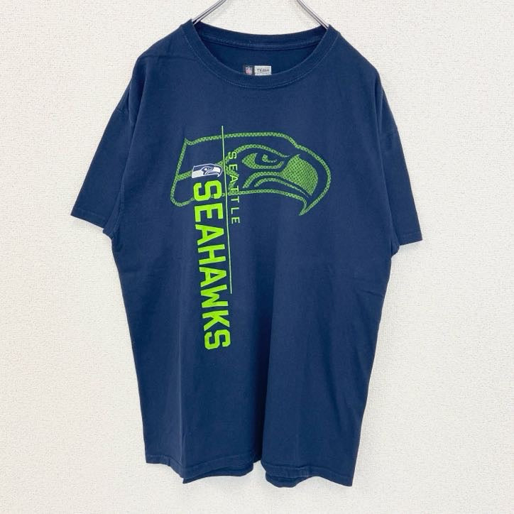 古着 used　TEAM APPAREL　半袖プリントTシャツ　ネイビー　アメフト　NFL　シアトル シーホークス　Lサイズ