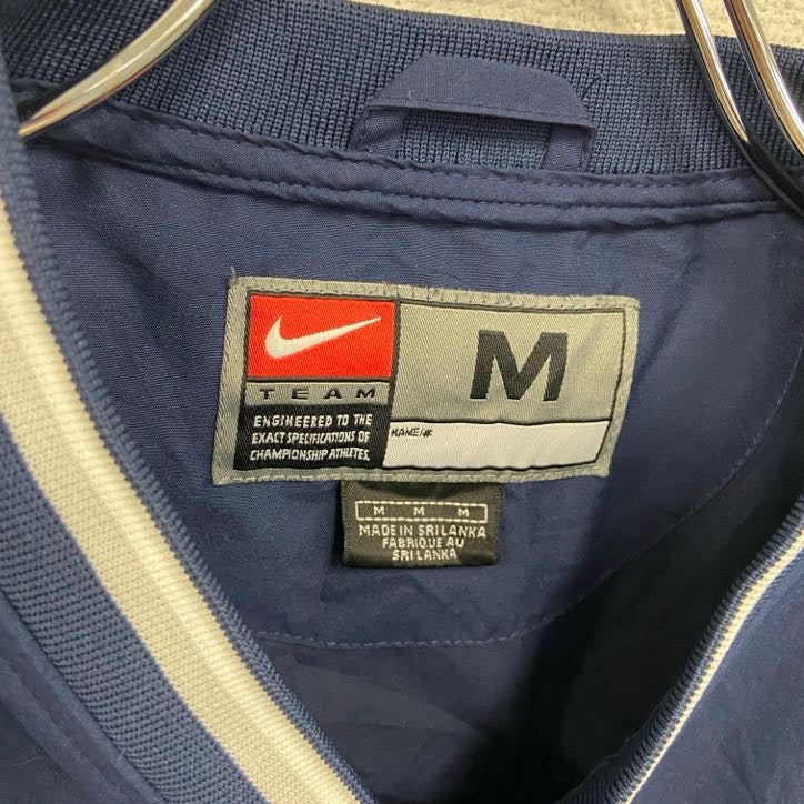 NIKE　ナイキ　プルオーバージャケット　紺　ネイビー　Mサイズ