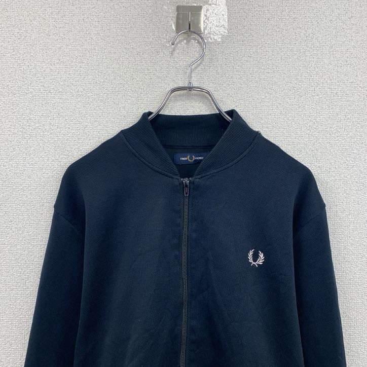 FRED PERRY　フレッドペリー　トラックジャケット/ジャージ　黒　ブラック　Lサイズ