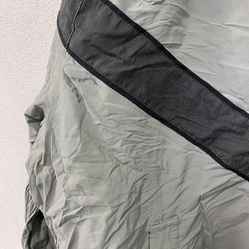 00s　米軍　U.S.ARMY　IPFU　トレーニングジャケット　ナイロンジャケット　ヴィンテージ　灰色　グレー　Lサイズ