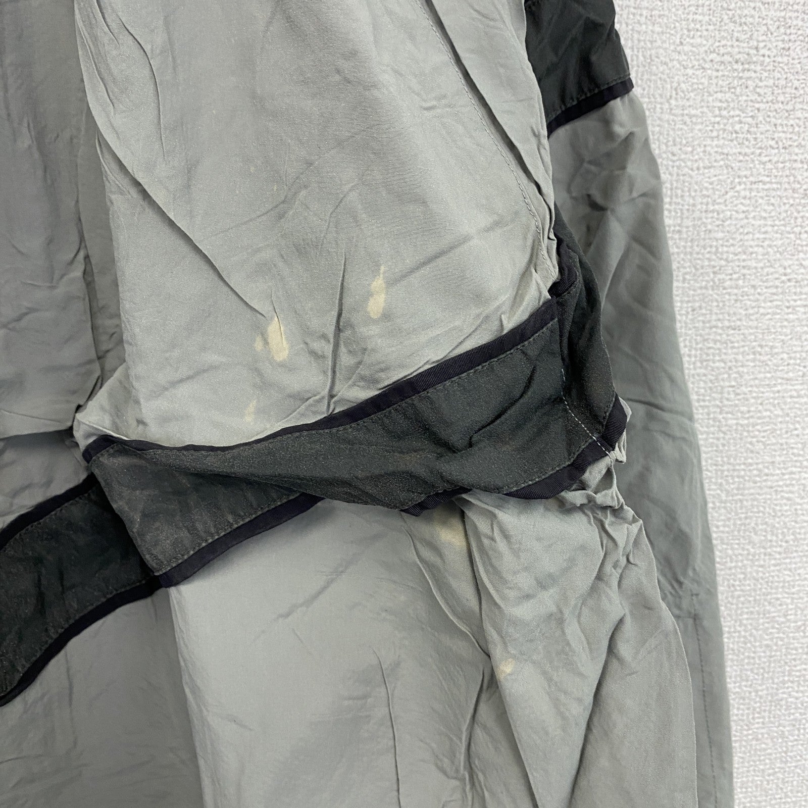 00s　米軍　U.S.ARMY　IPFU　トレーニングジャケット　ナイロンジャケット　ヴィンテージ　灰色　グレー　Lサイズ