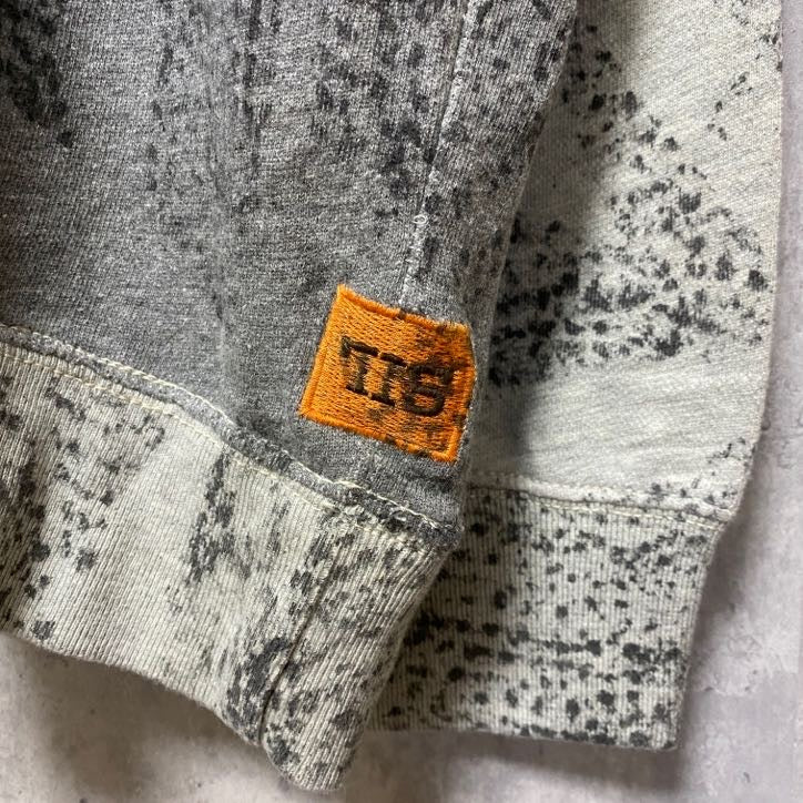 古着 used　HAWKEYES　長袖クルーネックプリントスウェット　トレーナー　グレー　黒　秋冬服　オーバーサイズ