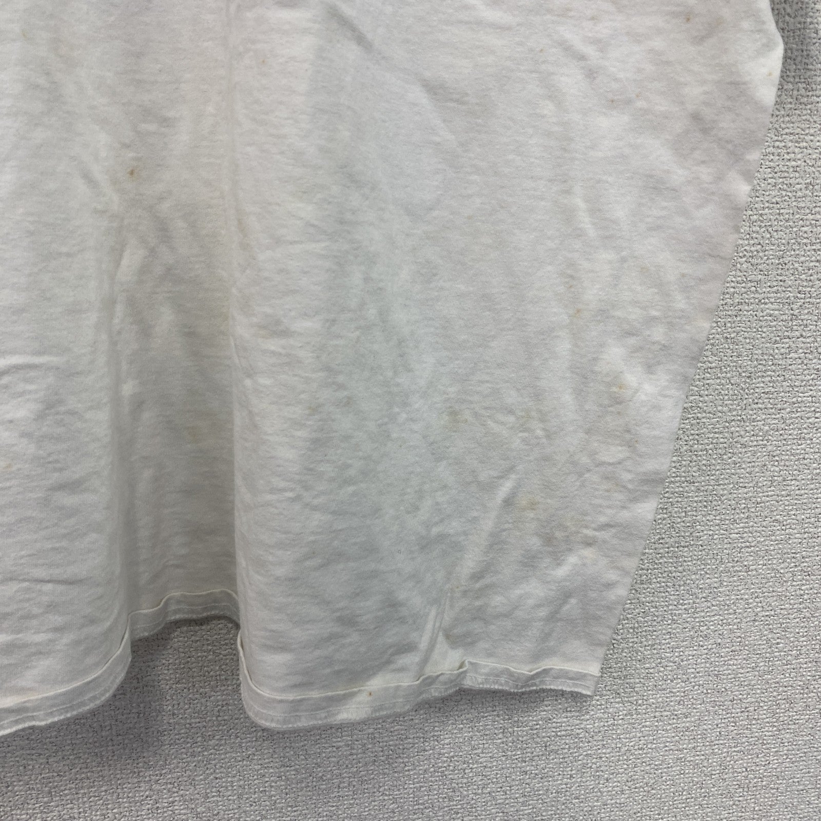 Hanes　ヘインズ　半袖プリントイラストTシャツ　3連プリント　蝶　白　ホワイト　2XLサイズ
