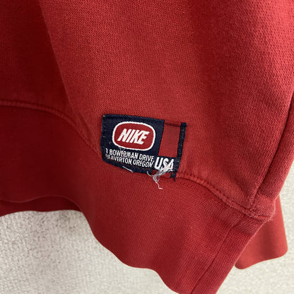 NIKE　ナイキ　スウェット/トレーナー　スウッシュ　デカロゴ　赤　レッド