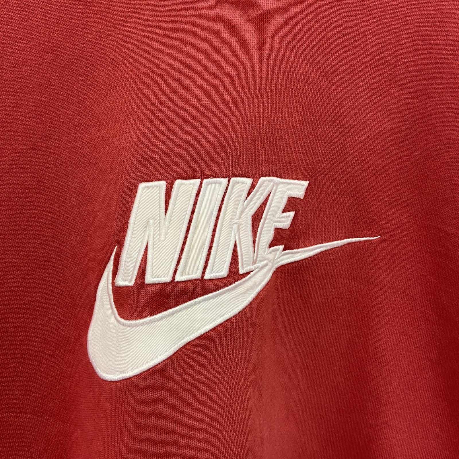 NIKE　ナイキ　スウェット/トレーナー　スウッシュ　デカロゴ　赤　レッド