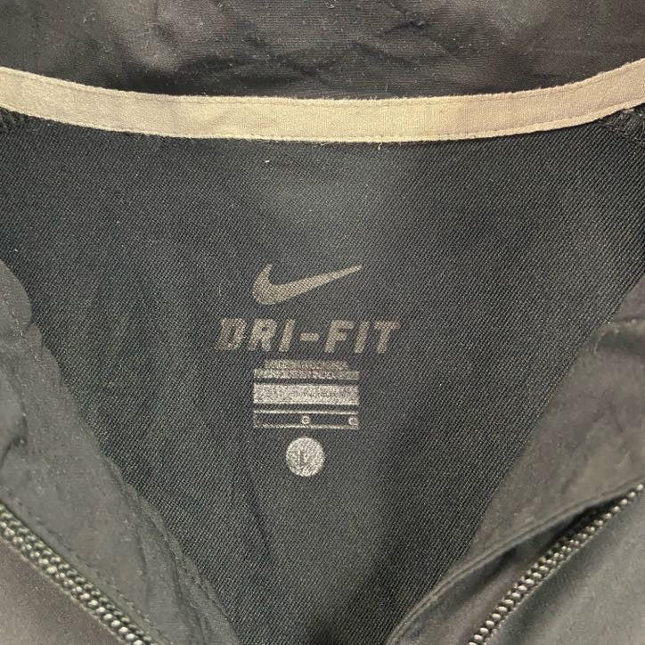 NIKE 　ナイキ　ハーフジップ半袖プルオーバー　黒　ブラック　Lサイズ