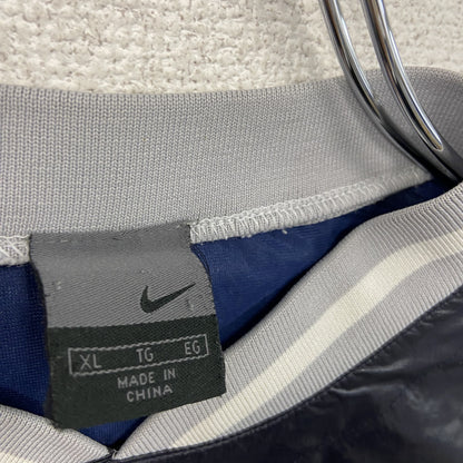 NIKE　ナイキ　ナイロンプルオーバージャケット　黒　ブラック　XLサイズ